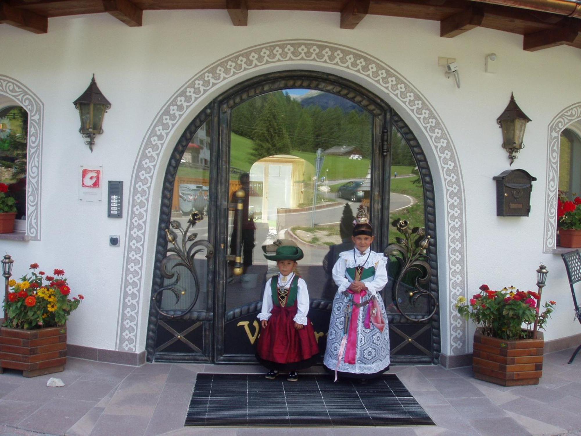 Garni Villa Erna Selva di Val Gardena Kültér fotó