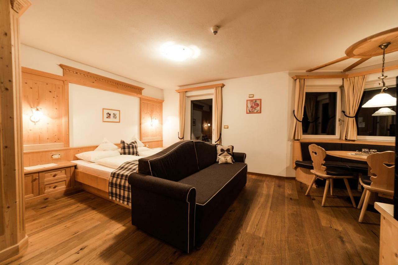 Garni Villa Erna Selva di Val Gardena Kültér fotó